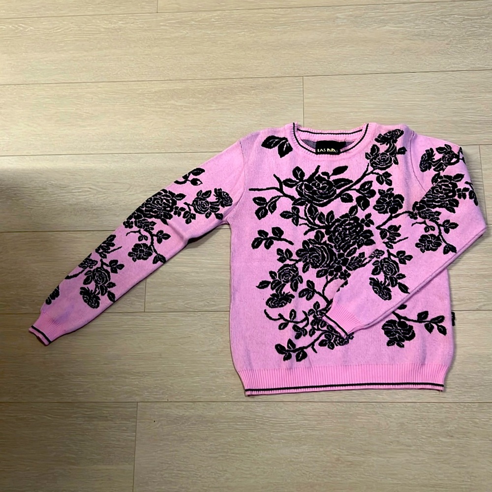 Pink sweater